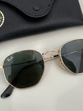 Hexagon Ray-Ban Gold Frame Sunglasses with Green Lenses